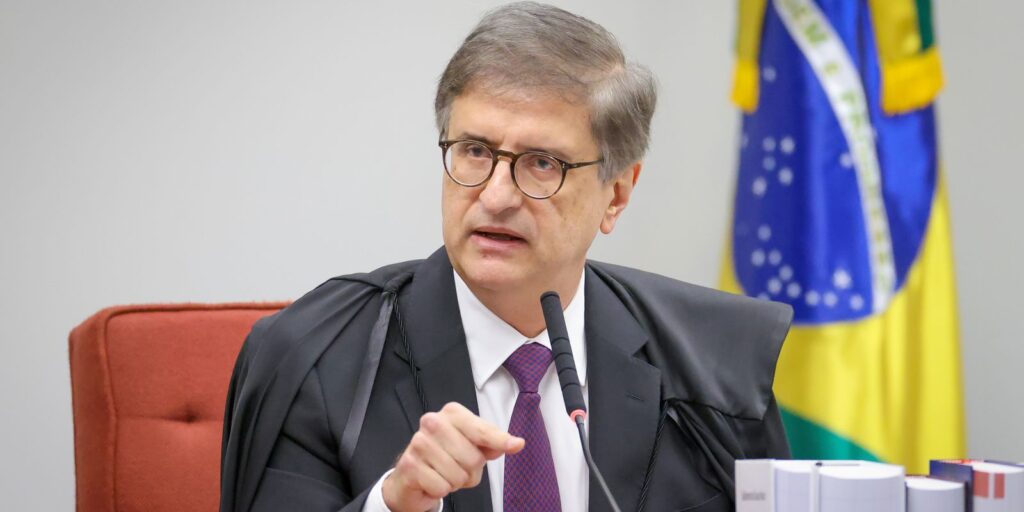 pgr-nao-ve-abuso-de-andre-mendonca-em-investigacao-contra-moraes