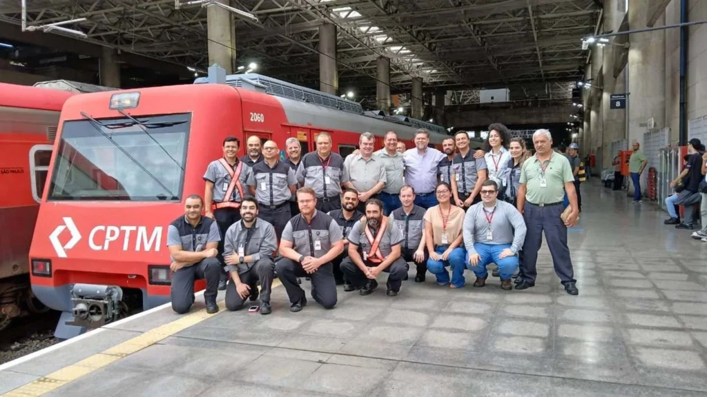 cptm-homenageia-maquinistas-de-diferentes-geracoes-no-dia-dedicado-a-profissao