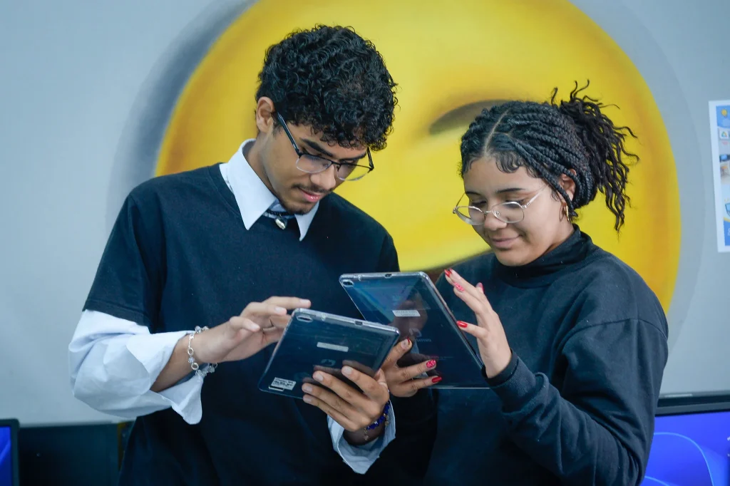 sp-investe-r$-150-milhoes-na-aquisicao-de-200-mil-tablets-para-a-rede-estadual-de-ensino  