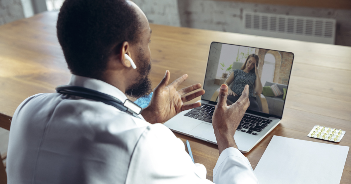 pronto-atendimento-digital-realiza-mais-de-1,5-mil-atendimentos-medicos-em-registro-e-testa-novo-modelo-de-acesso-ao-sus
