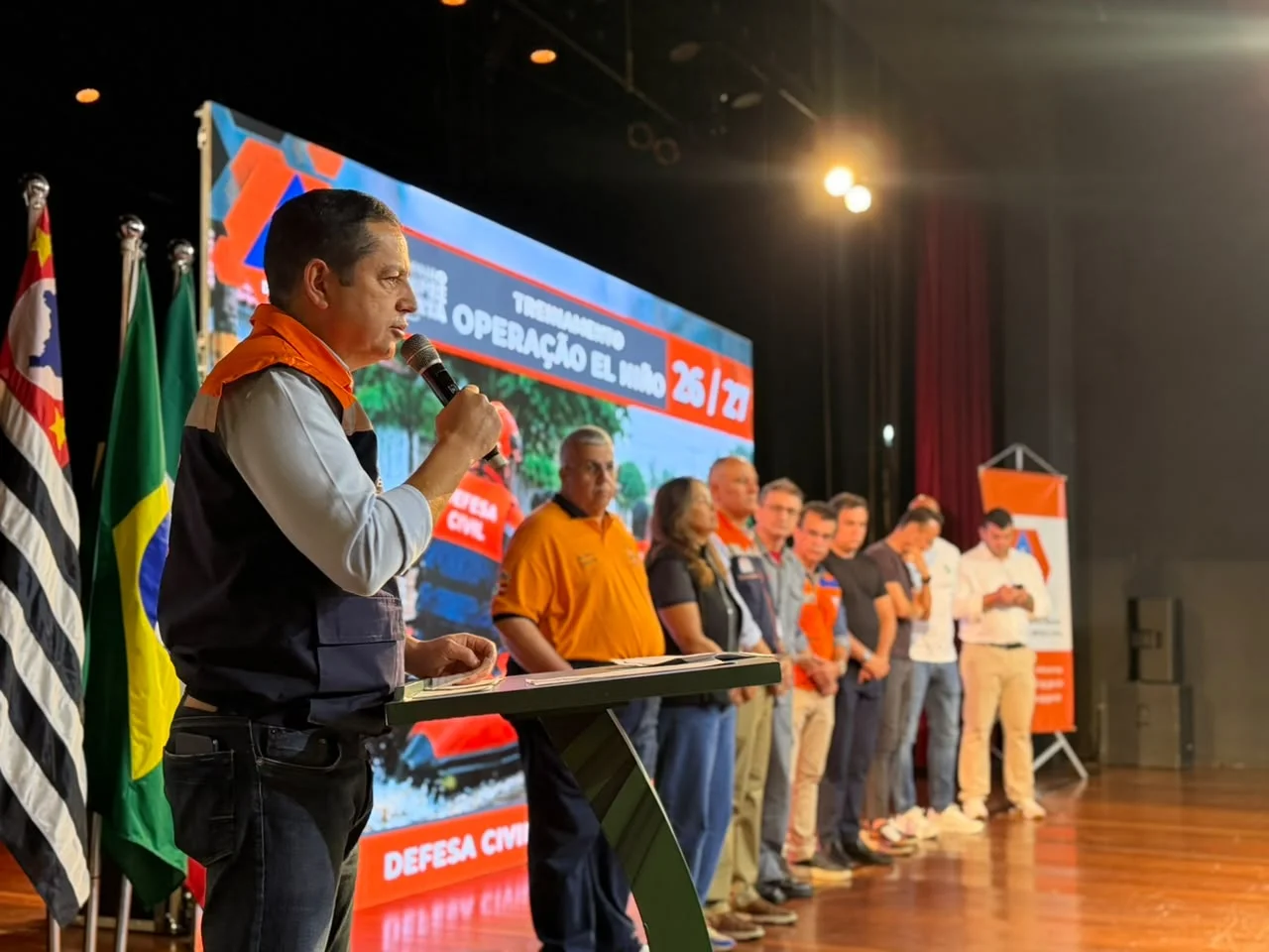 operacao-el-nino:-defesa-civil-realiza-treinamento-e-anuncia-investimentos,-veiculos-e-kits-para-municipios-da-grande-sao-paulo