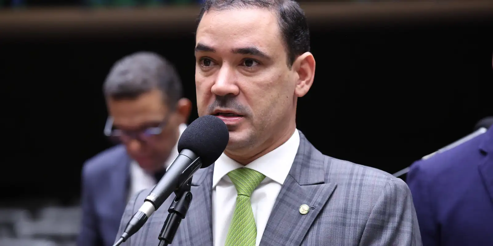 vicentinho-junior-e-eleito-governador-do-estado-do-tocantins