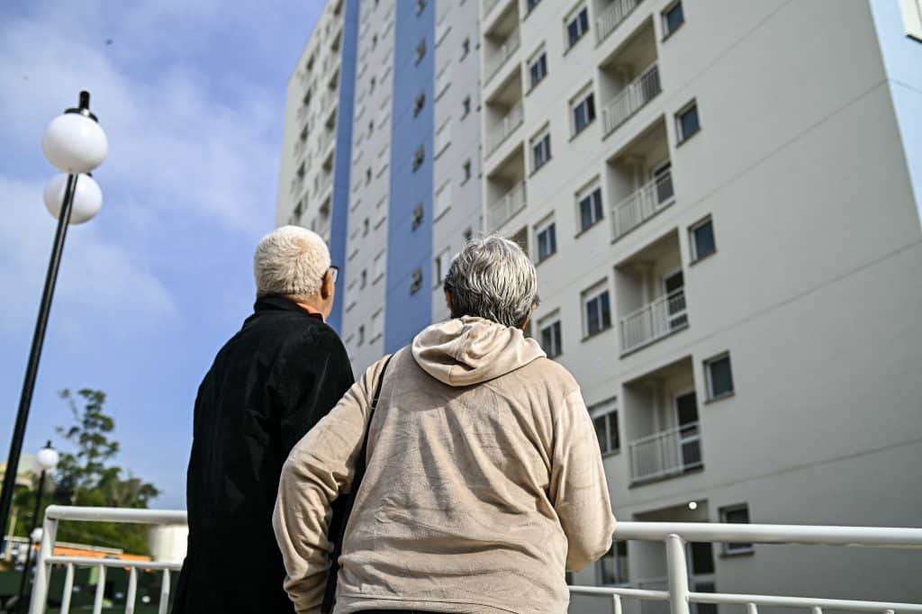 cdhu-alerta-populacao-sobre-cobrancas-indevidas-para-acesso-a-imoveis