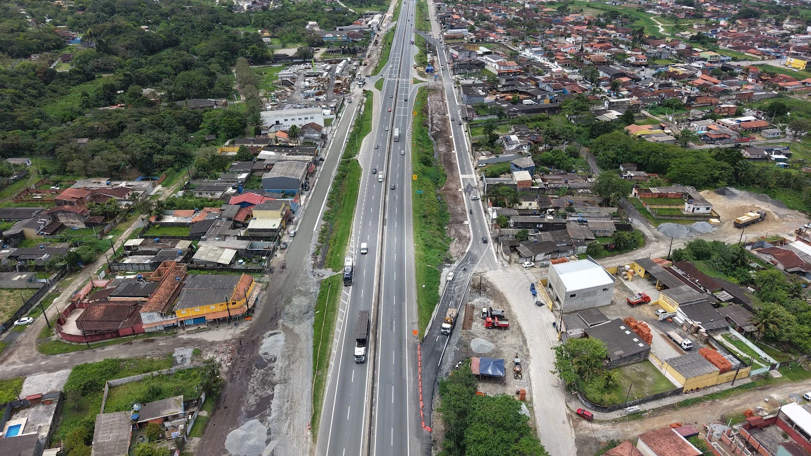 governo-de-sp-amplia-obras-na-padre-manoel-da-nobrega-para-melhorar-acessos-e-seguranca-no-litoral