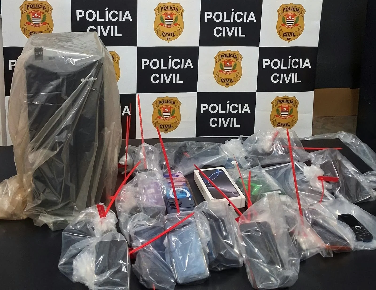 policia-civil-de-sp-desarticula-central-de-golpes-financeiros-na-zona-leste-da-capital