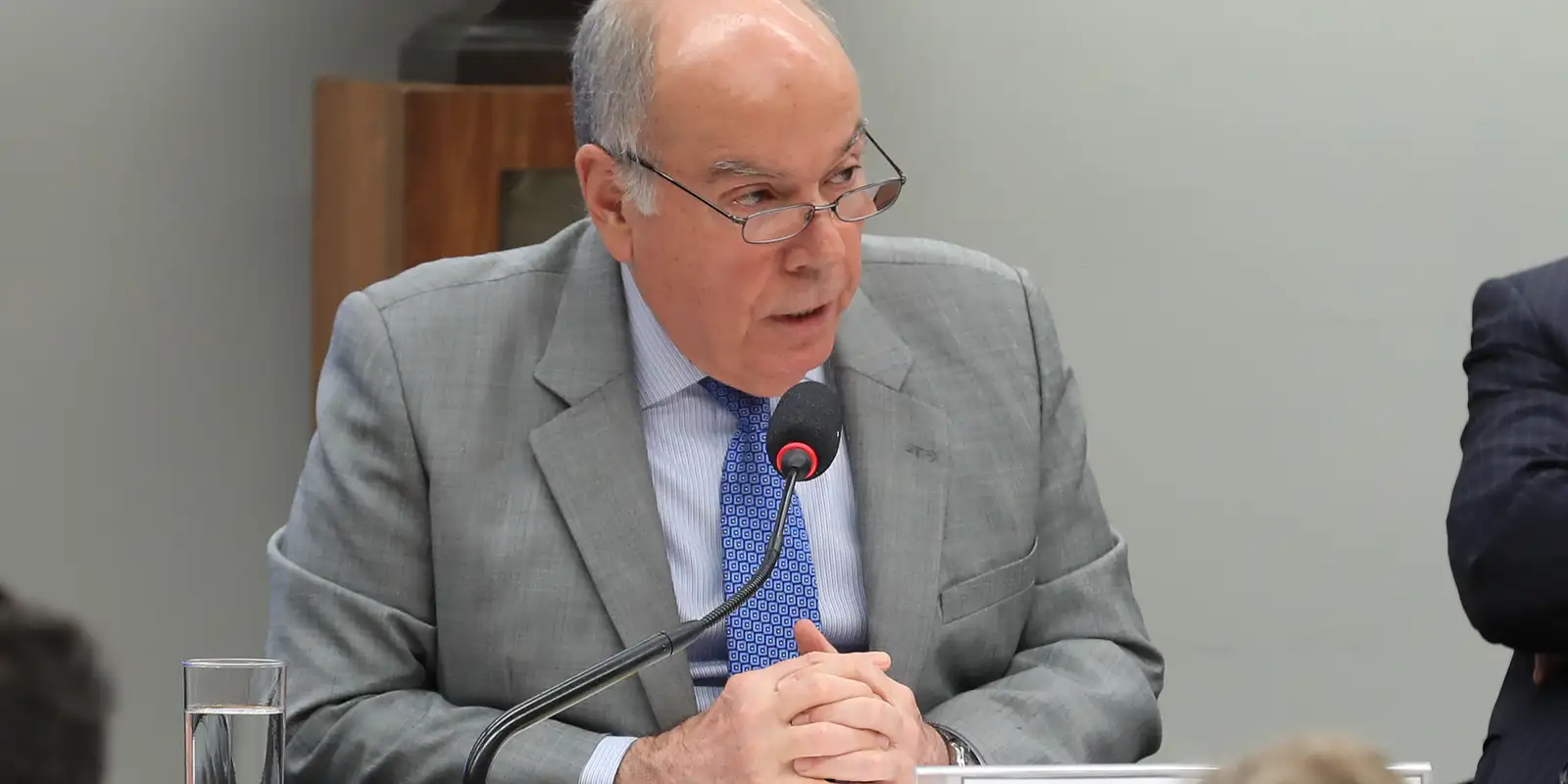 vieira-encontra-rubio-nos-eua-apos-vitoria-de-lula-e-fuga-de-flavio