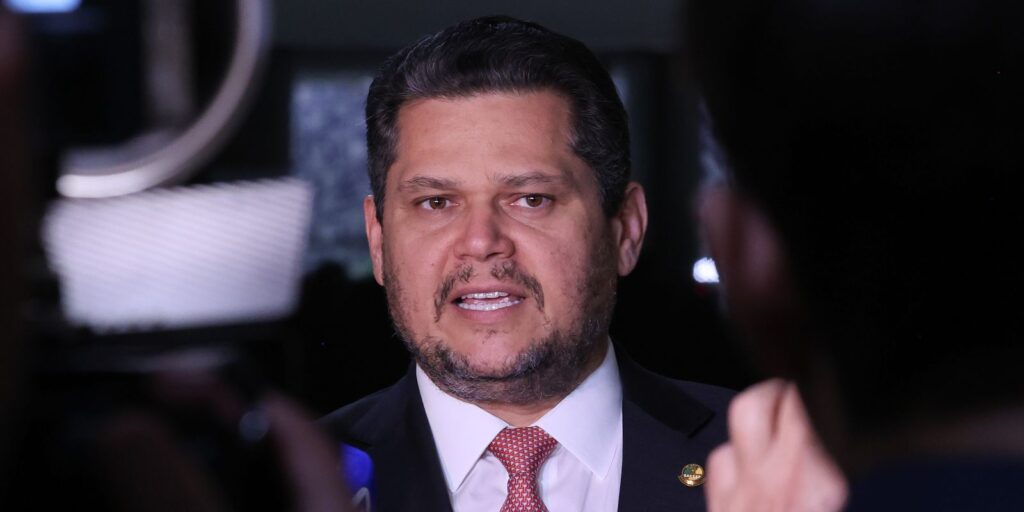 alcolumbre-marca-votacao-da-pec-da-seguranca-publica-para-terca-feira